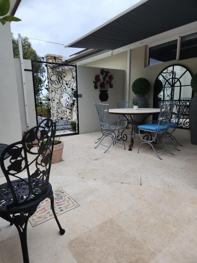 לינה וארוחת בוקר Alkimos Lavender Manor Bnb מראה חיצוני תמונה