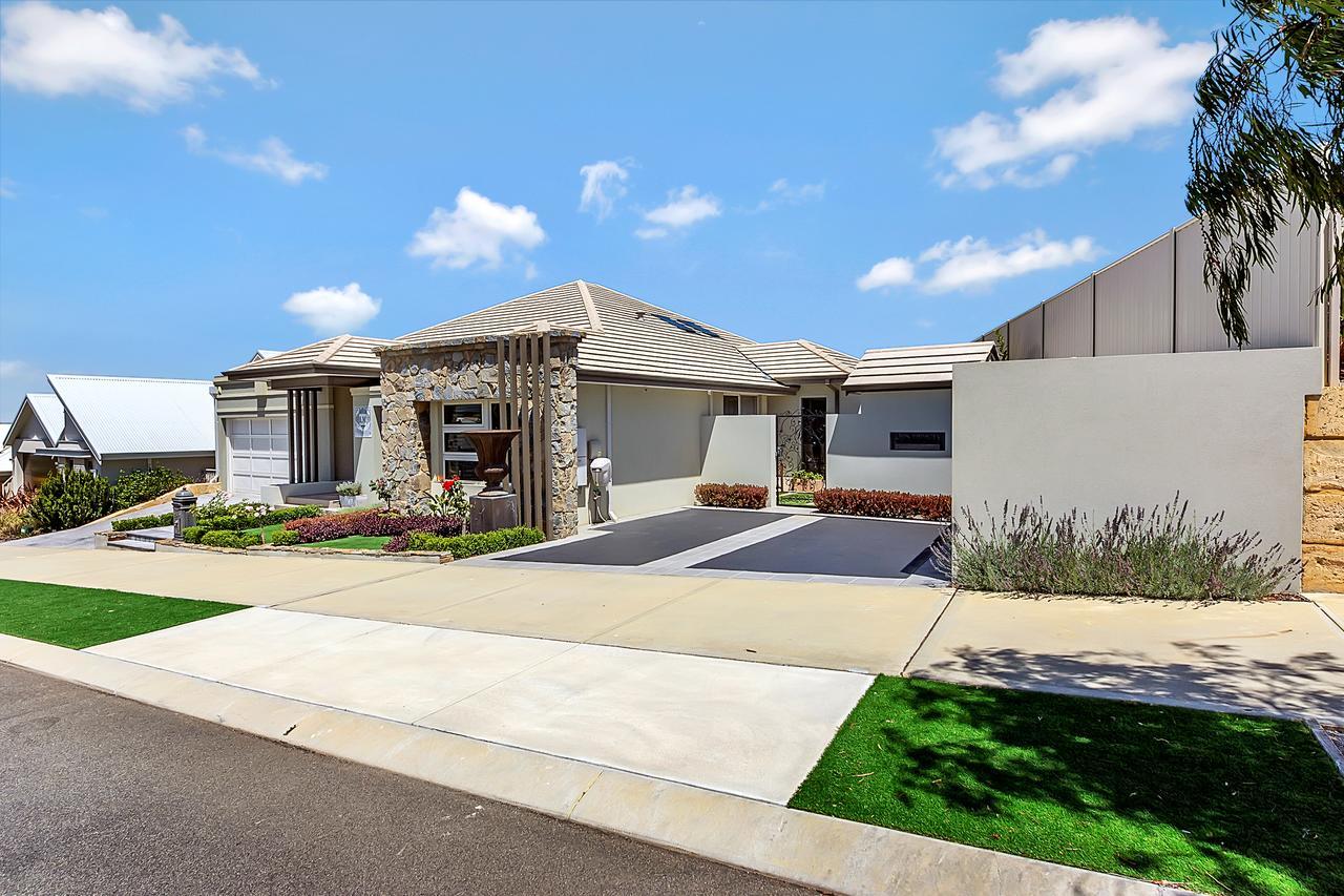 לינה וארוחת בוקר Alkimos Lavender Manor Bnb מראה חיצוני תמונה