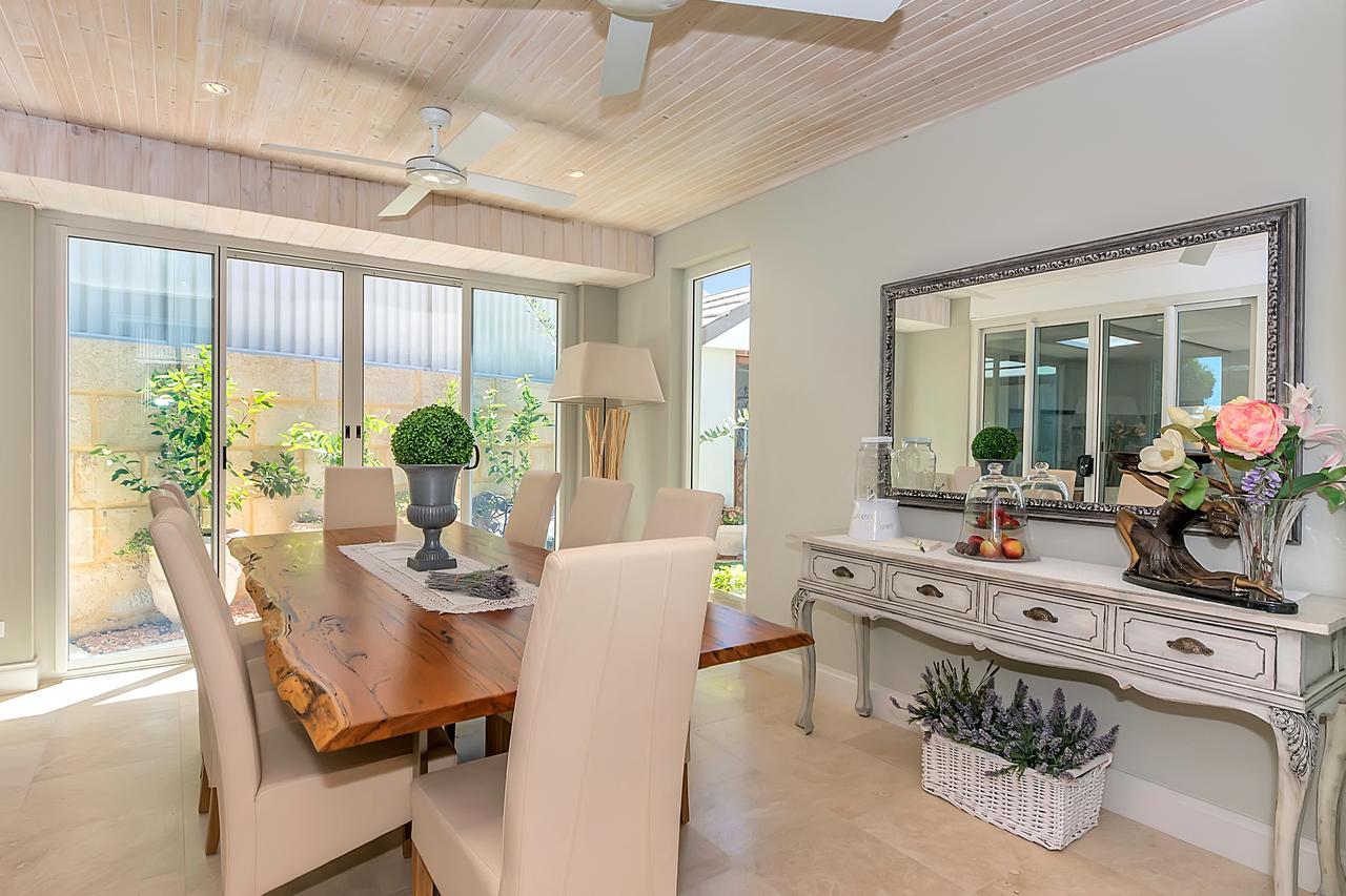 לינה וארוחת בוקר Alkimos Lavender Manor Bnb מראה חיצוני תמונה