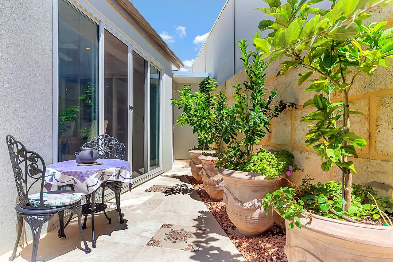 לינה וארוחת בוקר Alkimos Lavender Manor Bnb מראה חיצוני תמונה